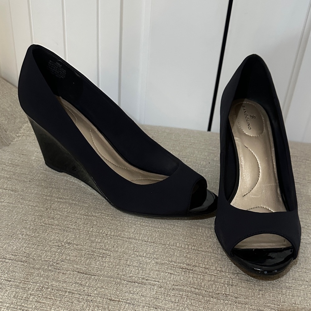 Bandolino Black Peep-Toe Wedges